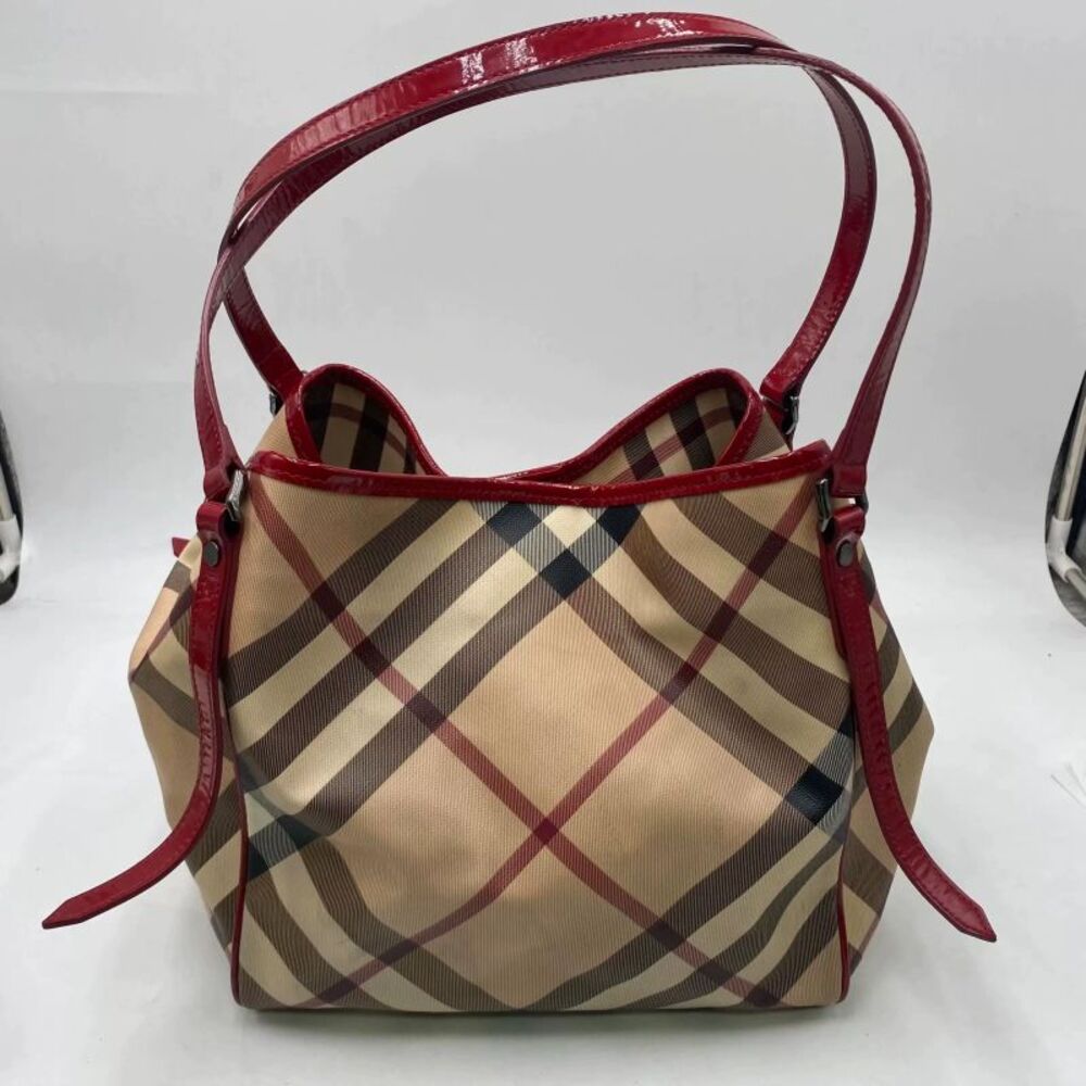 Burberry Women Pre-Loved Bag Very Good Condition
